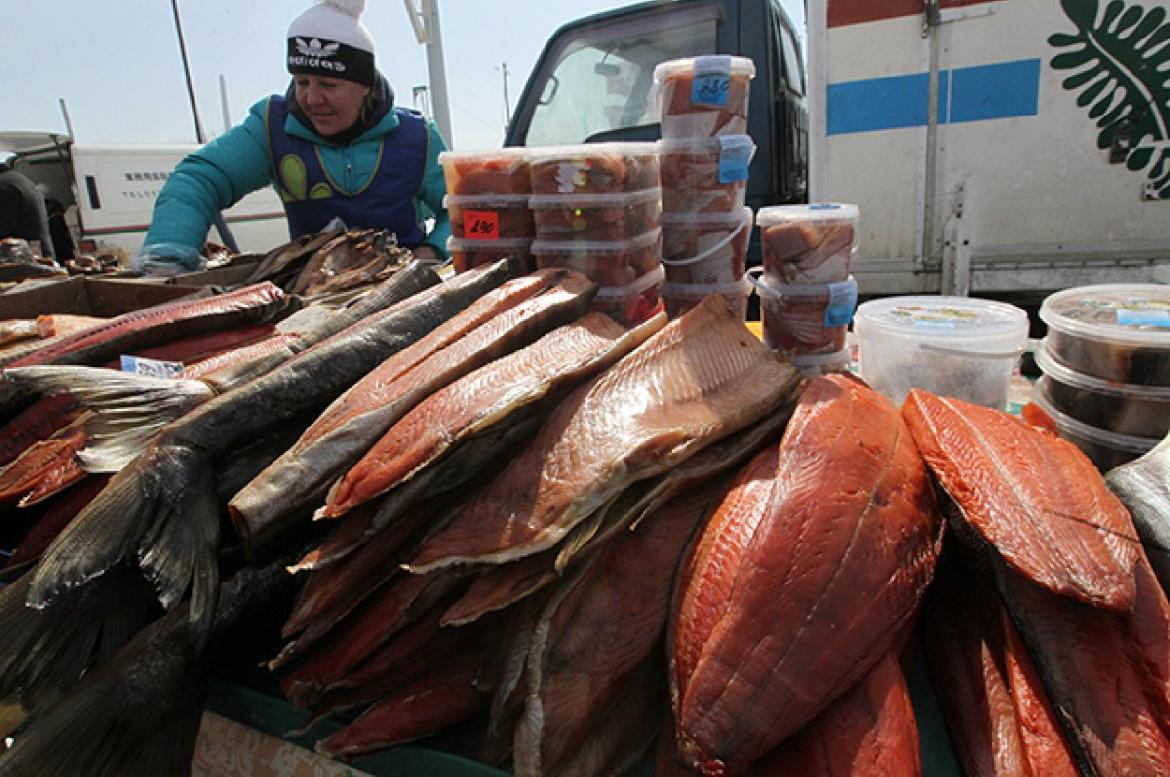 Почем рыба? Дешевая горбуша не «доплывает» до центральной России